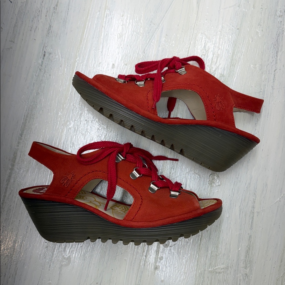 FLY London Ylfa Scarlet Red Leather Lace-Up Wedge Sandals Sz 39 - Picture 6 of 16